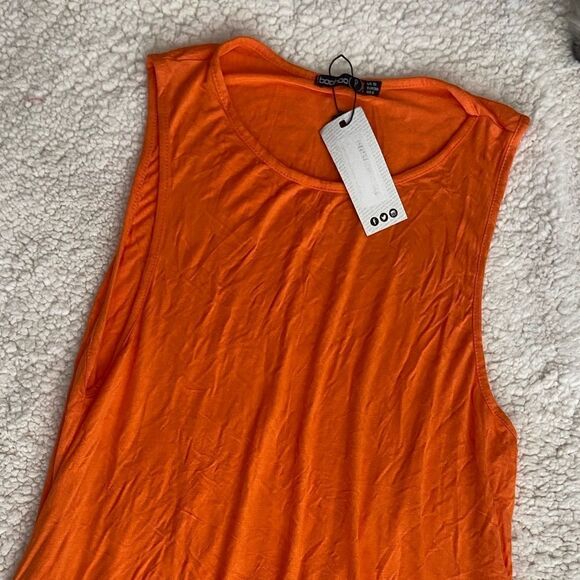 Boohoo T-Shirt Dress   - Picture 3 of 12